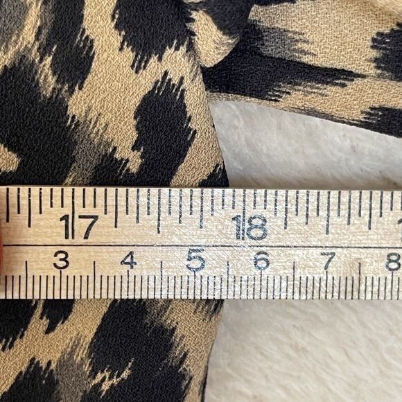 Nordstrom‎ Halogen Women Small Black/Tan Leopard Print Long Sleeve V-Neck Blouse - Picture 5 of 8